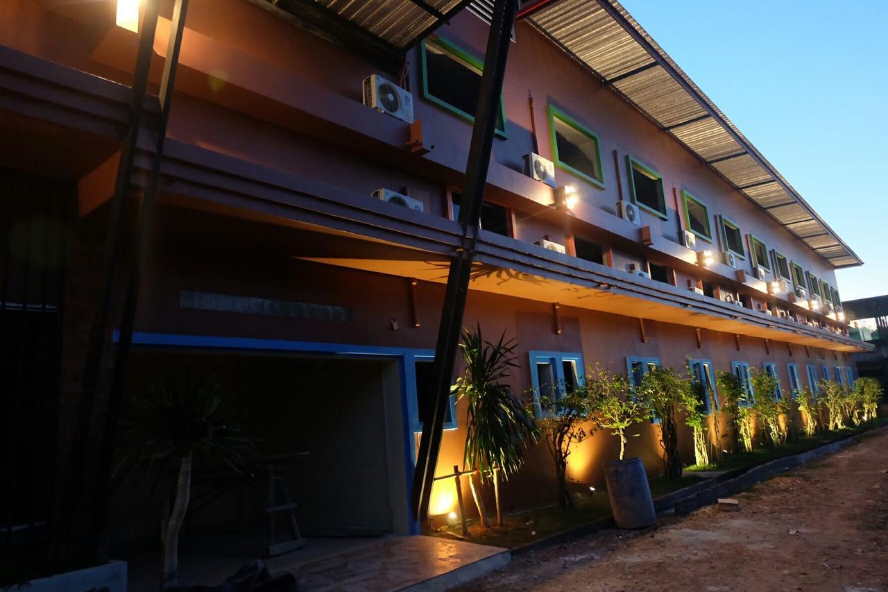 Borai Resort Bo Rai Ngoại thất bức ảnh